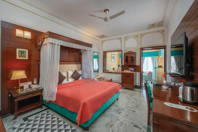 Hotel Rang Mahal