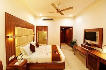 Hotel Shree Ram International