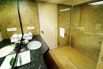 Hotel Shree Ram International