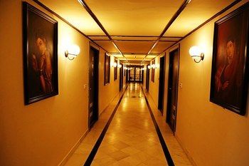 Hotel Shree Ram International