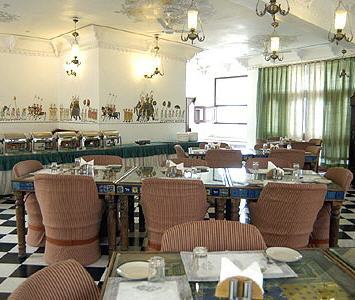 Hotel Swaroop Vilas