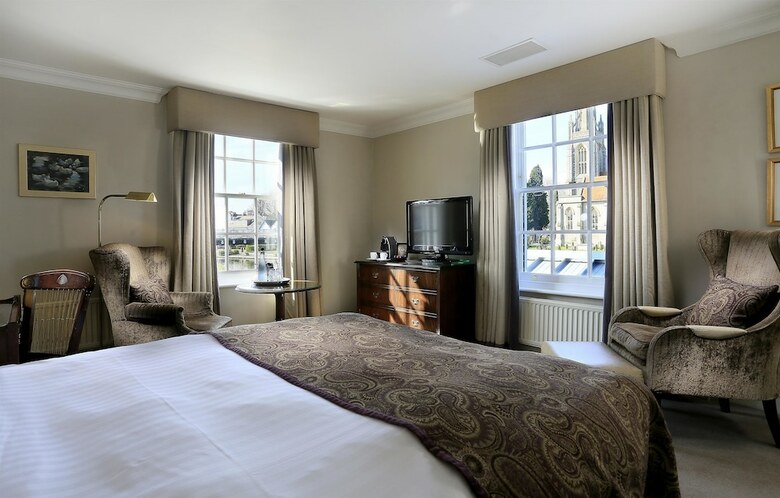 Hotel Macdonald Compleat Angler