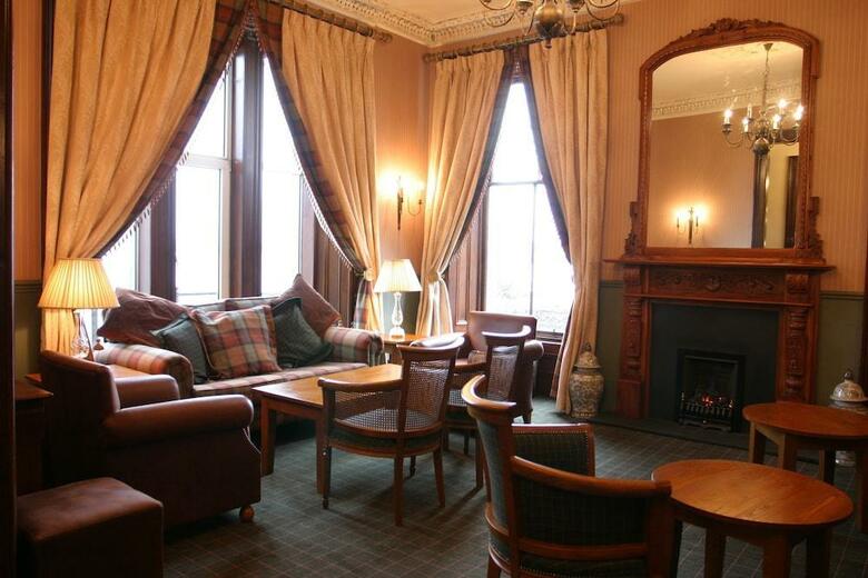 Hotel Oban Bay