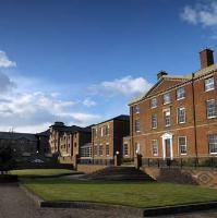 Hotel Moat House