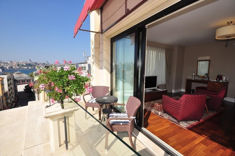 Neorion Hotel