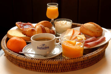 Balladins Arles Hotel