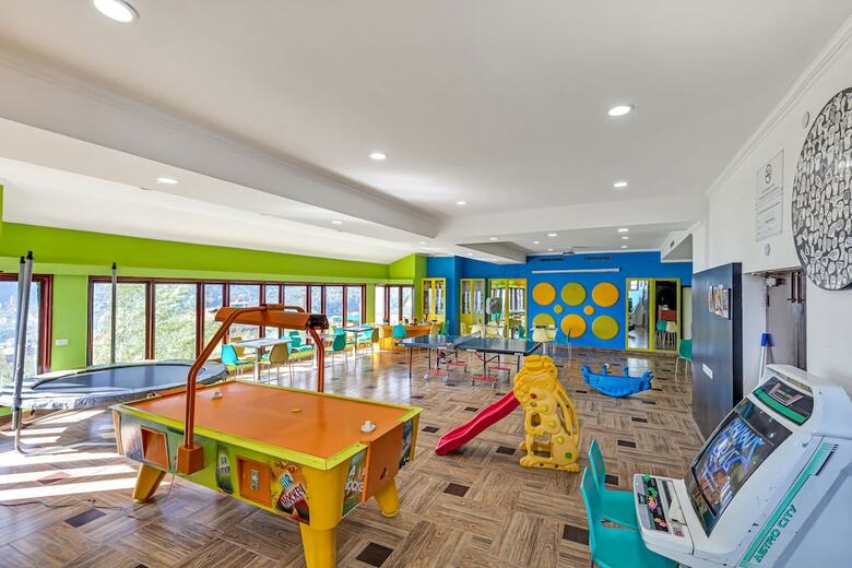 Hotel Club Mahindra Snowpeaks Resorts