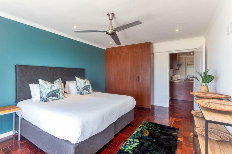 Hotel Mouille Point Village