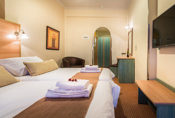 Hotel Phoenix