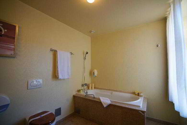 Hotel Levoslav House