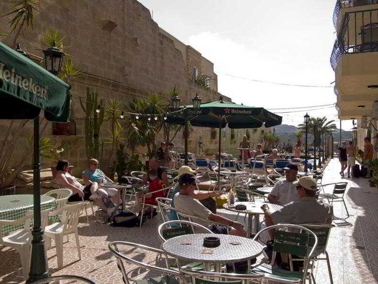 Hotel White Dolphin Holiday Complex