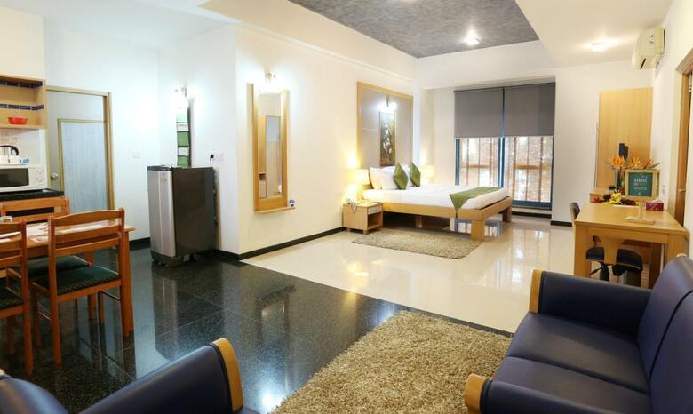 Hotel Isis Suites
