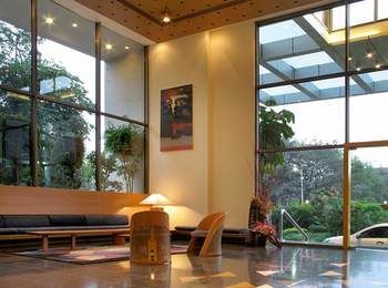 Central Park Hotel