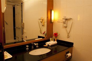 Central Park Hotel