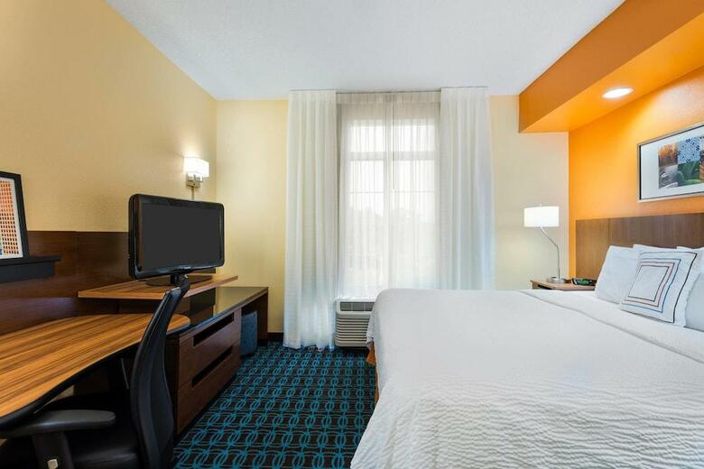 Hotel Fairfield Inn & Suites Clearwater Bayside