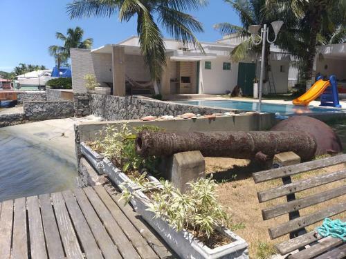 Mans�o � Beira Do Canal , Cabo Frio