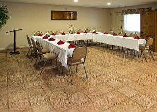 Hotel Econo Lodge Inn & Suites At Ft. Benning