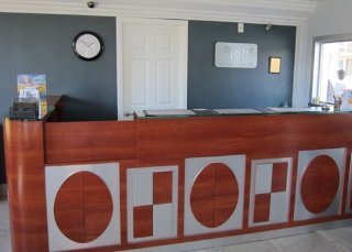 Hotel Rodeway Inn Near Legoland