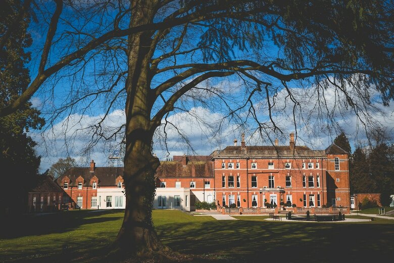 Hotel Oakley Hall
