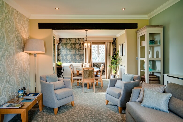Hotel Oakley Hall