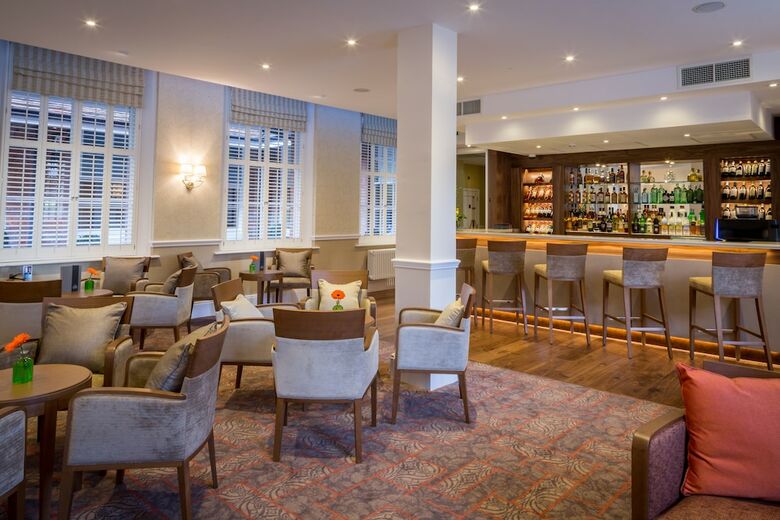 Hotel Oakley Hall