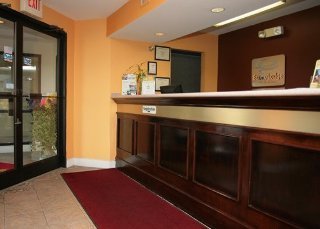 Hotel Econo Lodge & Suites