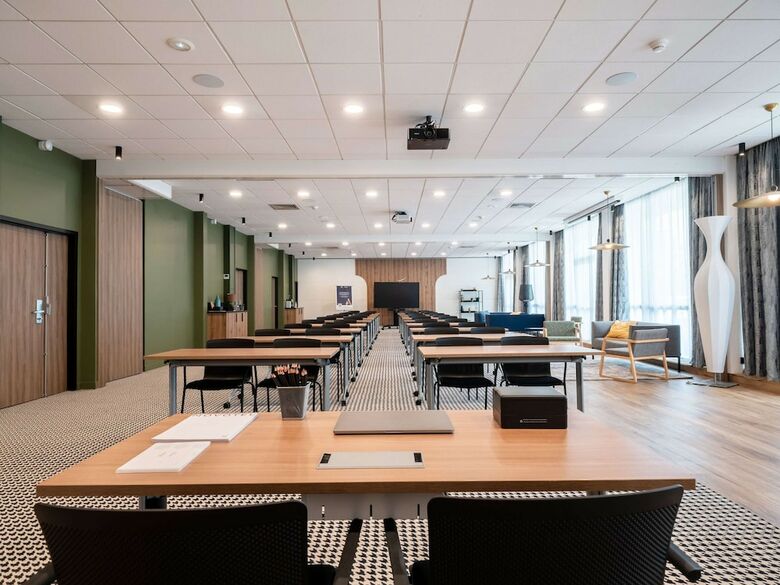 Hotel Novotel Chartres