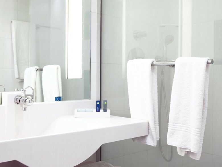 Hotel Novotel Chartres