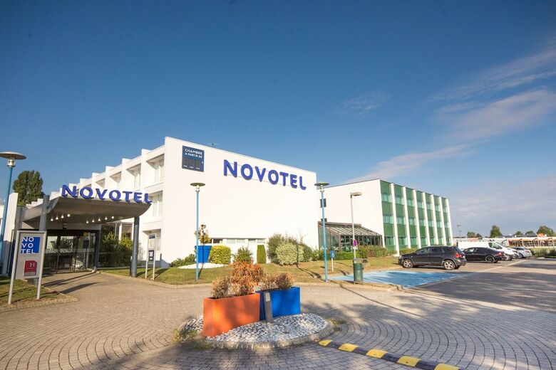 Hotel Novotel Chartres