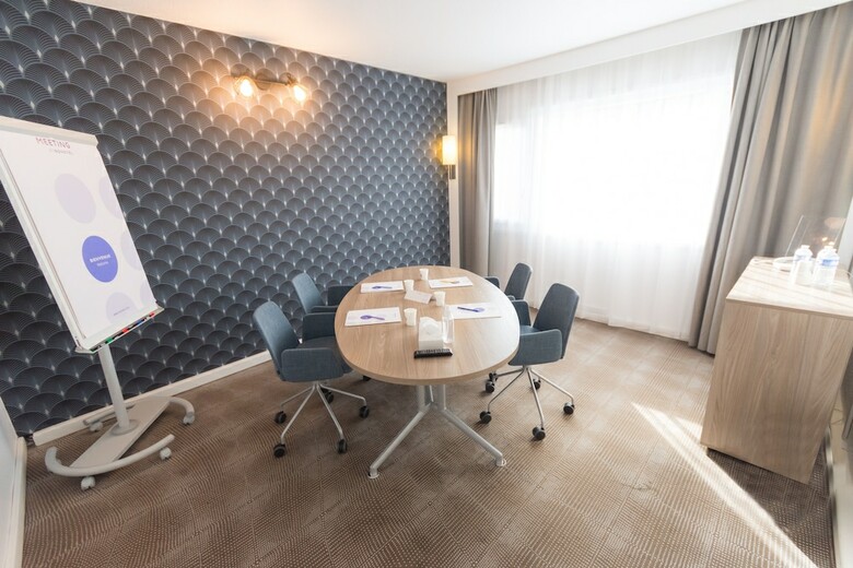 Hotel Novotel Chartres