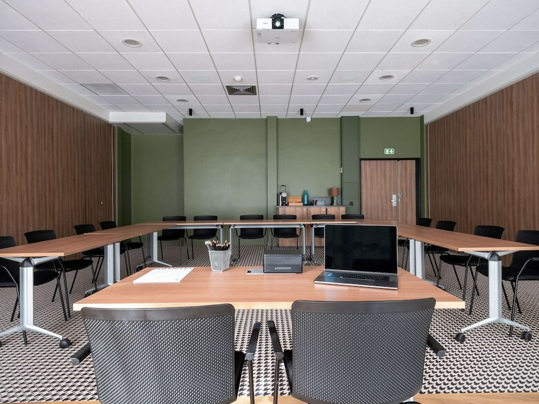 Hotel Novotel Chartres