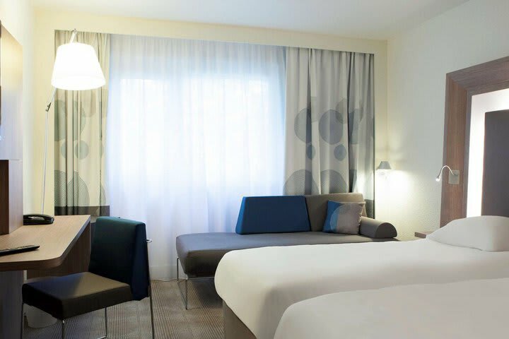 Hotel Novotel Chartres