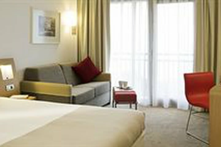 Hotel Novotel Chartres