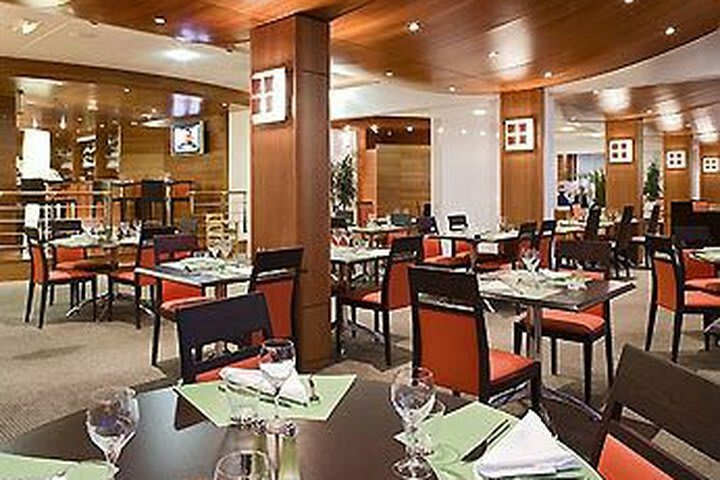 Hotel Novotel Chartres
