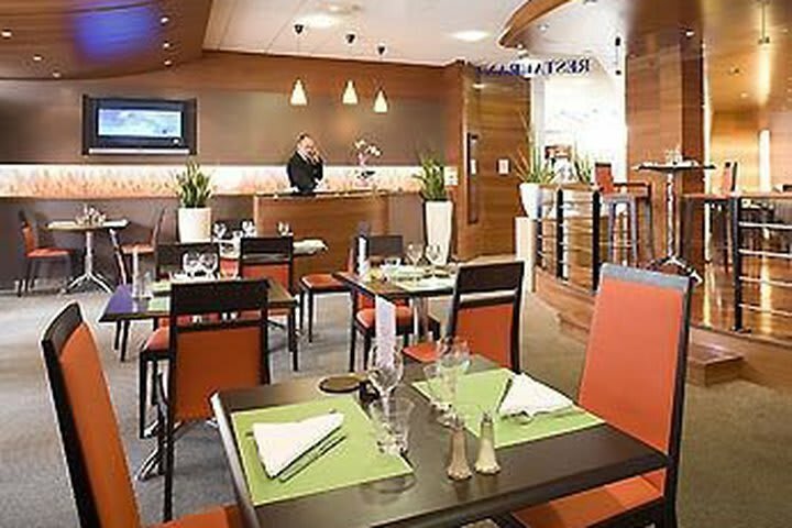 Hotel Novotel Chartres