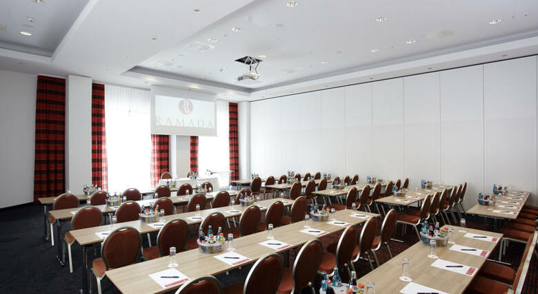 H4 Hotel Berlin-alexanderplatz