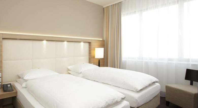 H4 Hotel Berlin-alexanderplatz