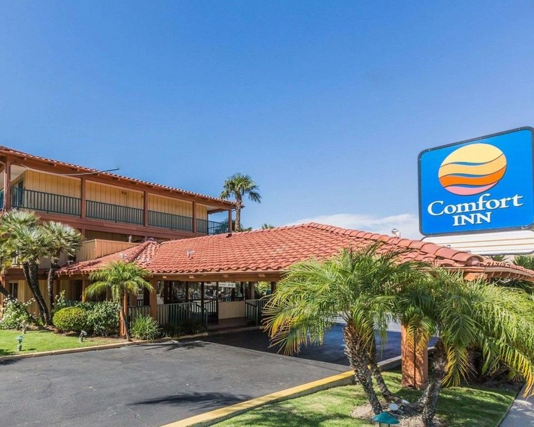 Hotel Comfort Inn Near Warner Center