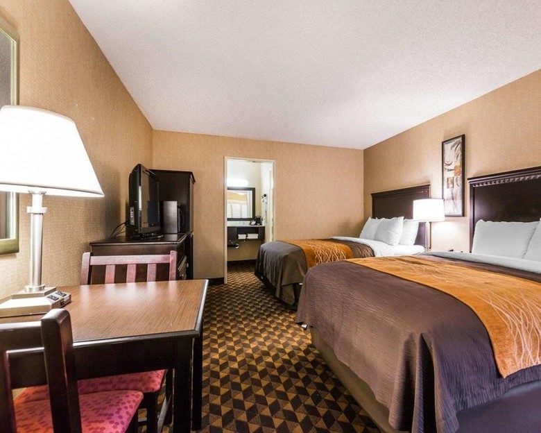 Hotel Comfort Inn Near Warner Center