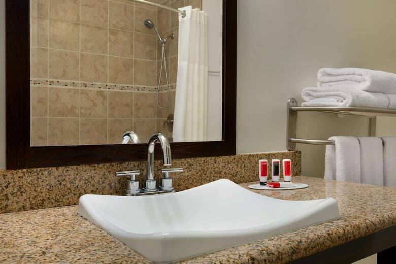 Clarion Hotel Downtown Oakland City Center