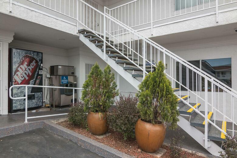 Hotel Rodeway Inn