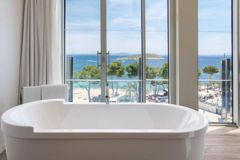 Hotel Beach House