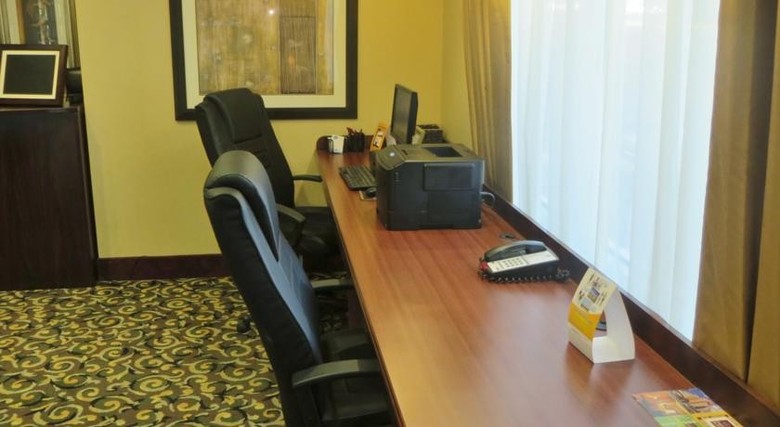 Hotel Comfort Suites Orlando Airport