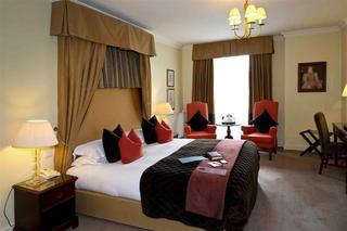 Hotel Mercure Castle