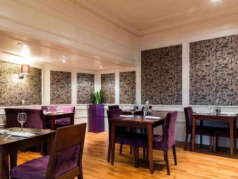 Hotel Caledonian