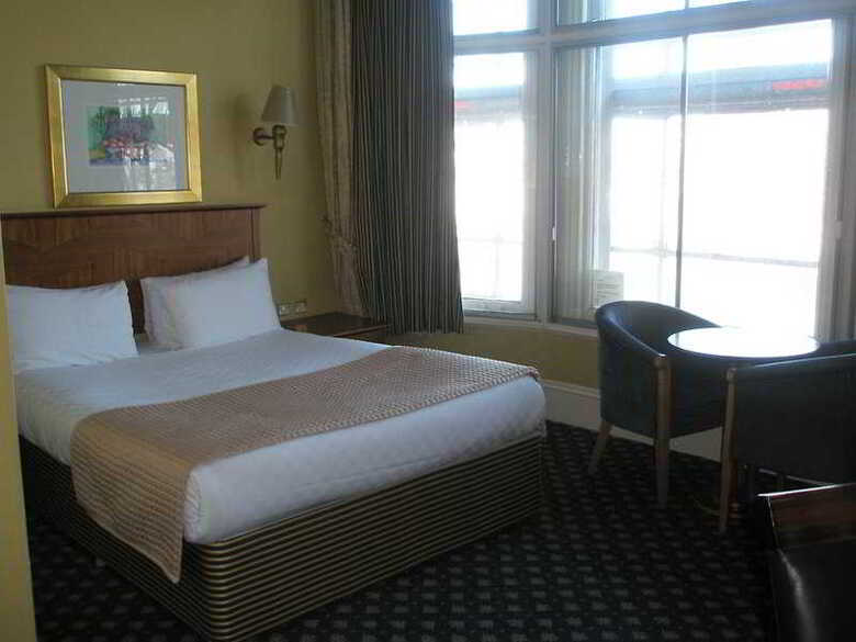 Hotel Caledonian