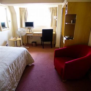 Berkeley Square Hotel