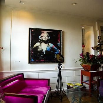 Berkeley Square Hotel
