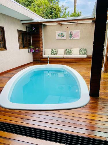 Cwb 997 Com Piscina Aquecida Jacuzzi E Playground