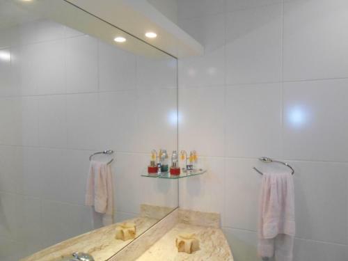 Apartamento 384 Apto. 6 Pessoas 1 Su�te - Condom�nio